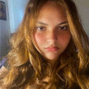 Meet your Posher, Kemely